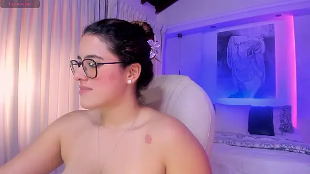 nathalie_rivers Adlı Modelin Canlı XXX Sohbeti