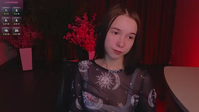 LilithStrangfor 现场XXX聊天