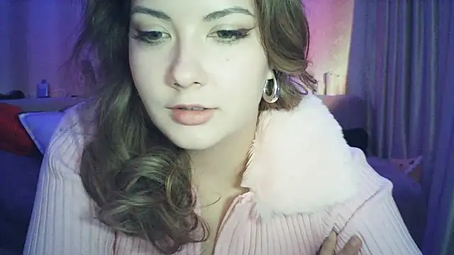 MoodieMira 现场XXX聊天