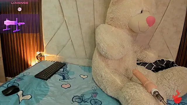 AMARA_BRUNET élő XXX-chatje