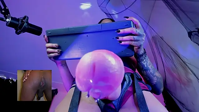 deborah_tatto Chat XXX in diretta