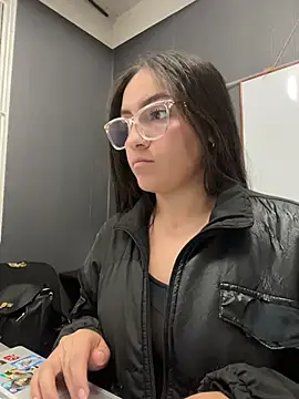 Alyha_Cortes Obrolan Langsung XXX