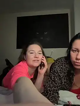 _Mila_Love: онлайн-секс-чат