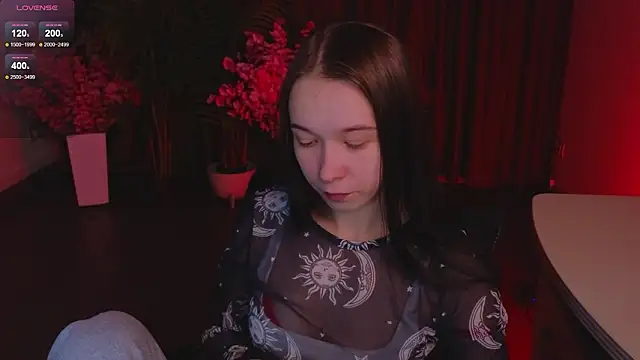 LilithStrangfor élő XXX-chatje