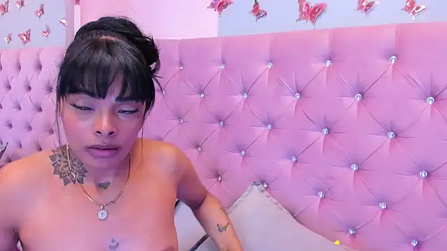 EmmaEbony_: απευθείας συνομιλία ΧΧΧ