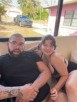 Živý XXX chat mangolini_parrocini