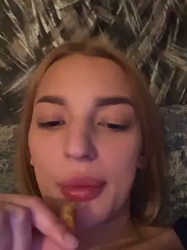 SashaPri élő XXX-chatje