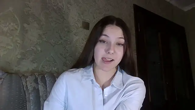 YuniNeko Show in webcam