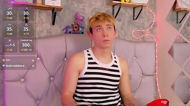 Naughty__Chriss Live XXX-chat