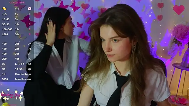 Show modela Katyaa_Lover na web-kameri