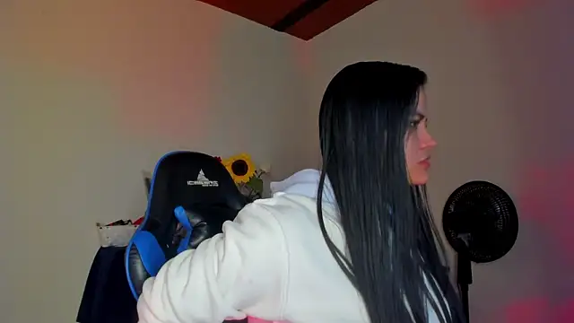 scarlet-kennedy98 现场XXX聊天