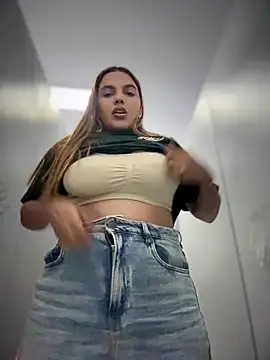 Colibri_xxx 现场XXX聊天