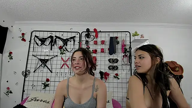 Chat +18 de playful-girls ao vivo