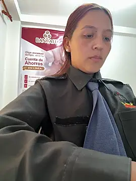 Emily-7_'s Live XXX Chat