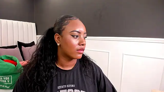 laia_fisher_ Live XXX-chat