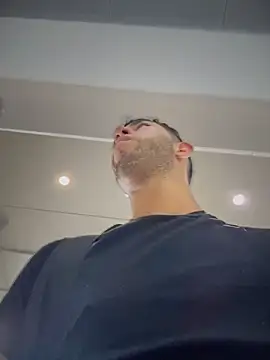 liam_bronw 现场XXX聊天