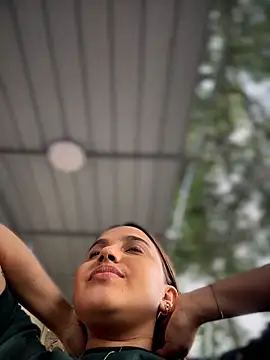 Czat XXX na żywo – Colibri_xxx