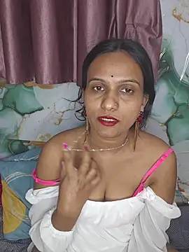 Dipak_kalal_chudai Adlı Modelin Canlı XXX Sohbeti