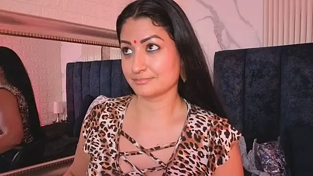 MarScarlett Adlı Modelin Canlı XXX Sohbeti