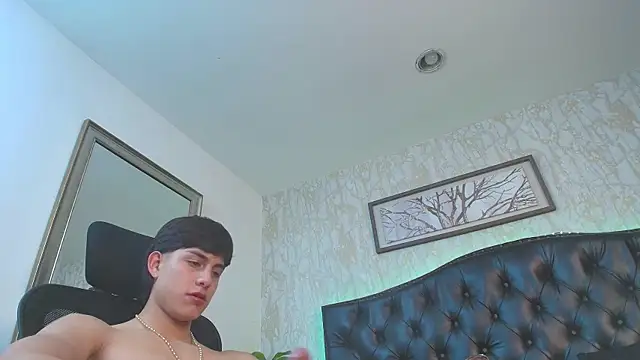 Lander_Cruz's Live XXX Chat