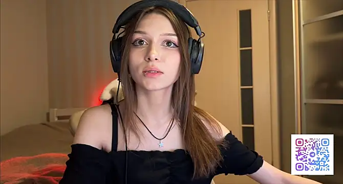 MilaMiuu Live XXX Chat