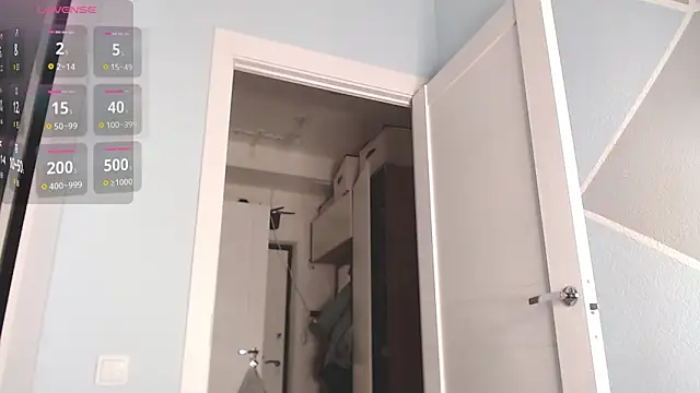 Chat XXX en directo de MilaniaCute