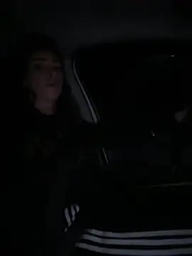 Онлайн чат XXX Amani_thewolf