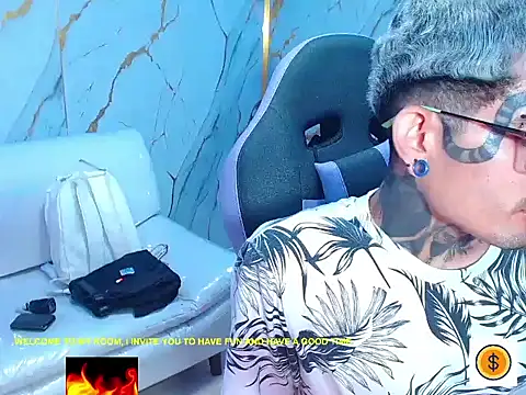 Boy_tatto77 live XXX chat