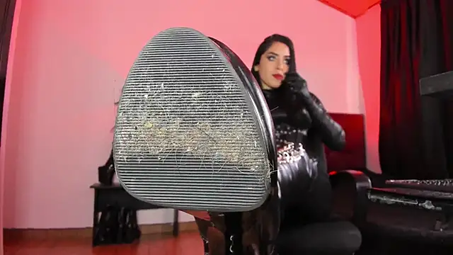 Chat +18 de MistressVenena ao vivo