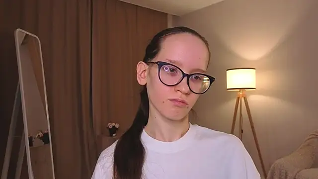 Chatroom XXX en direct de BettyBrowni