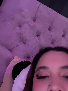 Chat +18 de butterfly777_ ao vivo