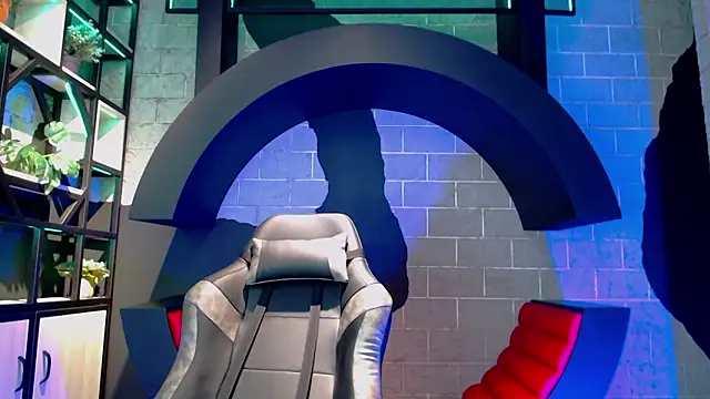 EmilyReddoll élő XXX-chatje