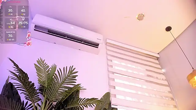 Онлайн чат XXX stephanymonroe