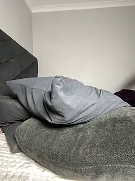 Онлайн чат XXX MissLola27