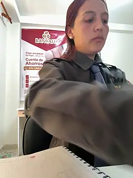 Emily-7_'s Live XXX Chat