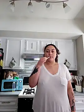 honeeyyy_pot live XXX chat