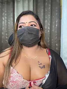 XXX chat uživo modela GEET-LOVE