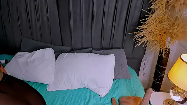 camilaa_sweet Live XXX Chat