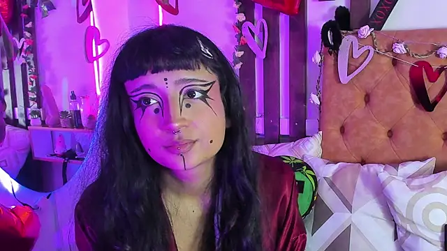 MeowMota_ élő XXX-chatje