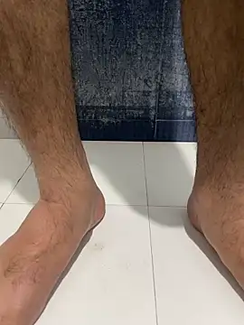 DesiHotBoy69 Live XXX-Chat