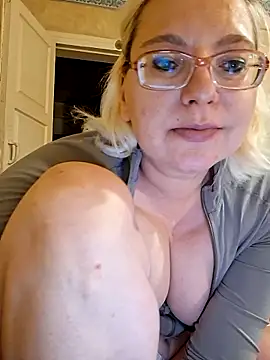 Sembang XXX Secara Langsung VikaKing