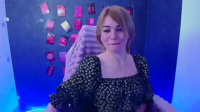 Sembang XXX Secara Langsung CuttieEmma