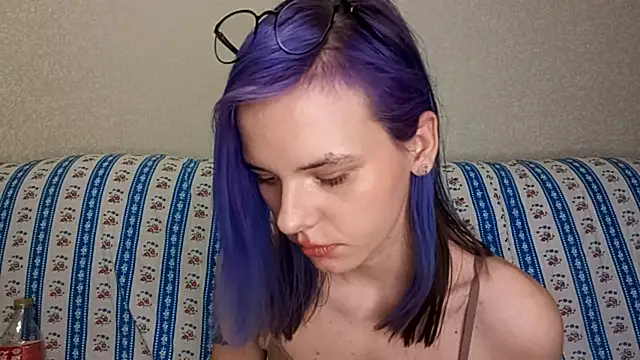 Show modela CallerKoran na web-kameri