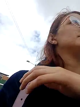 Show modela susanhot__ na web-kameri