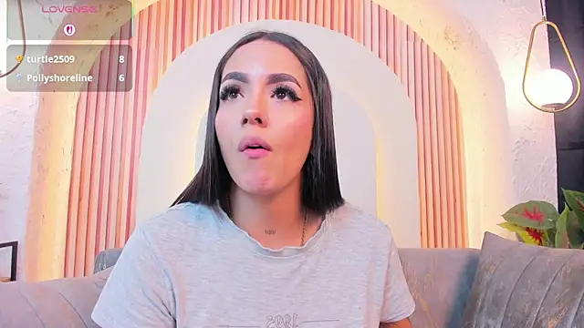 Chat XXX en directo de Tamara-evans