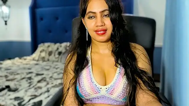 XXX chat uživo modela FannyXhot