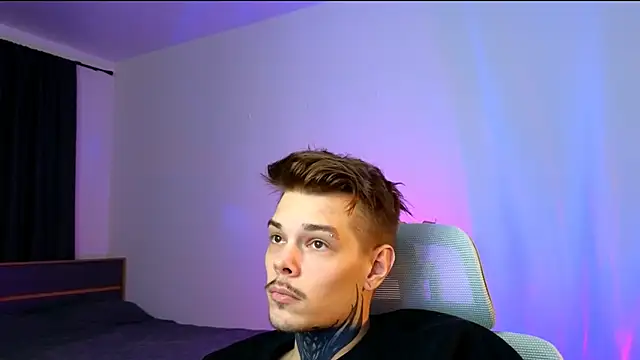 Chat +18 de DENIS_HERE ao vivo