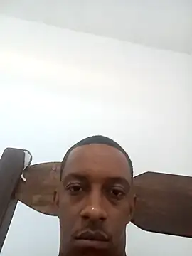 Chat XXX en directo de Pretinhoo25