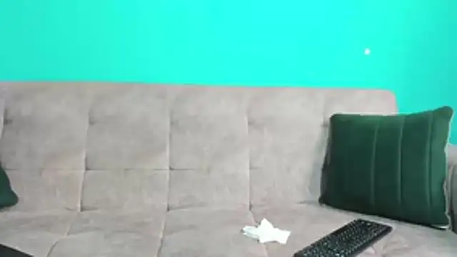 Maikol_Ortiz Adlı Modelin Canlı XXX Sohbeti