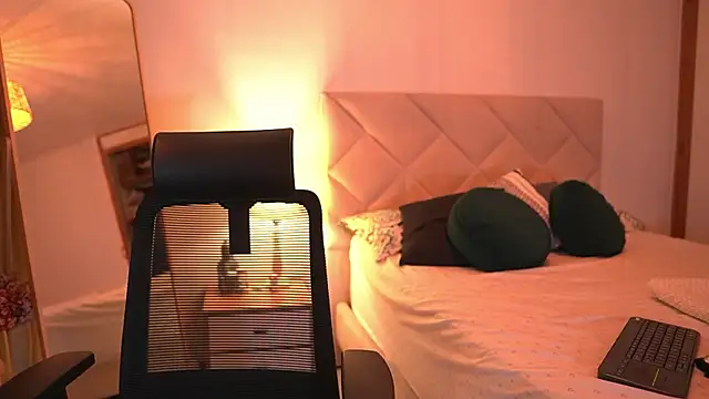 Lau_Bee Obrolan Langsung XXX